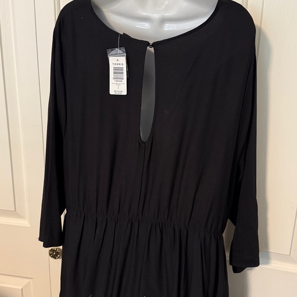 NWOT Torrid Black Dress with Floral Embroidery - Picture 4 of 6